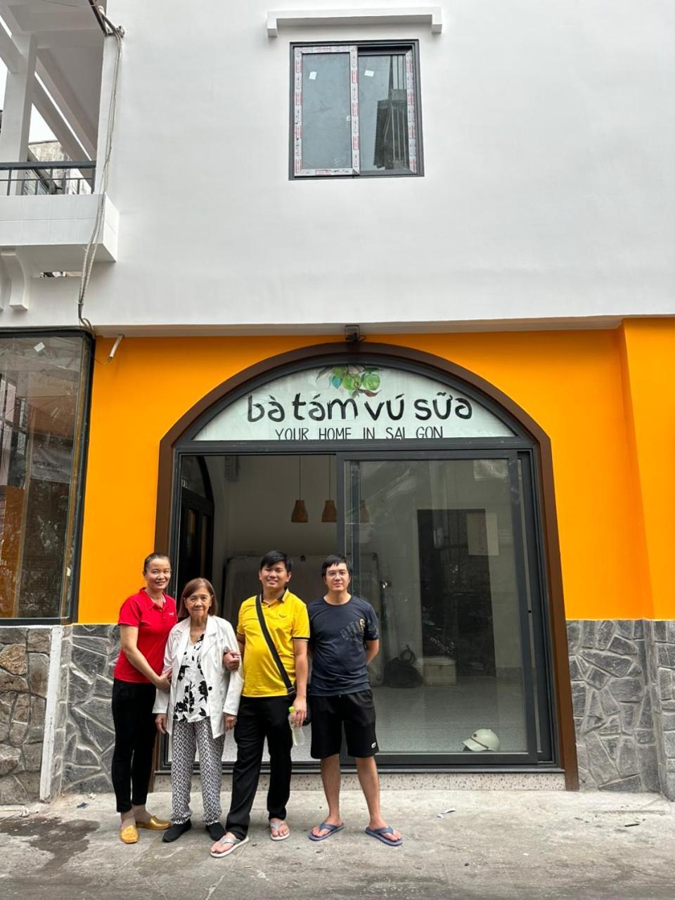 Ba Tam Vu Sua Homestay Хошимин Екстериор снимка